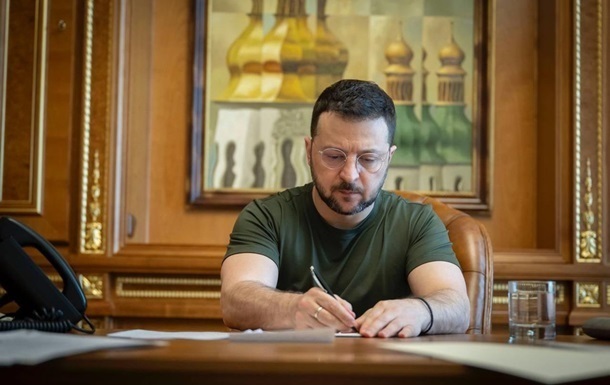 Зеленський вніс до ВР подання на призначення Хмари  та Сибіги 